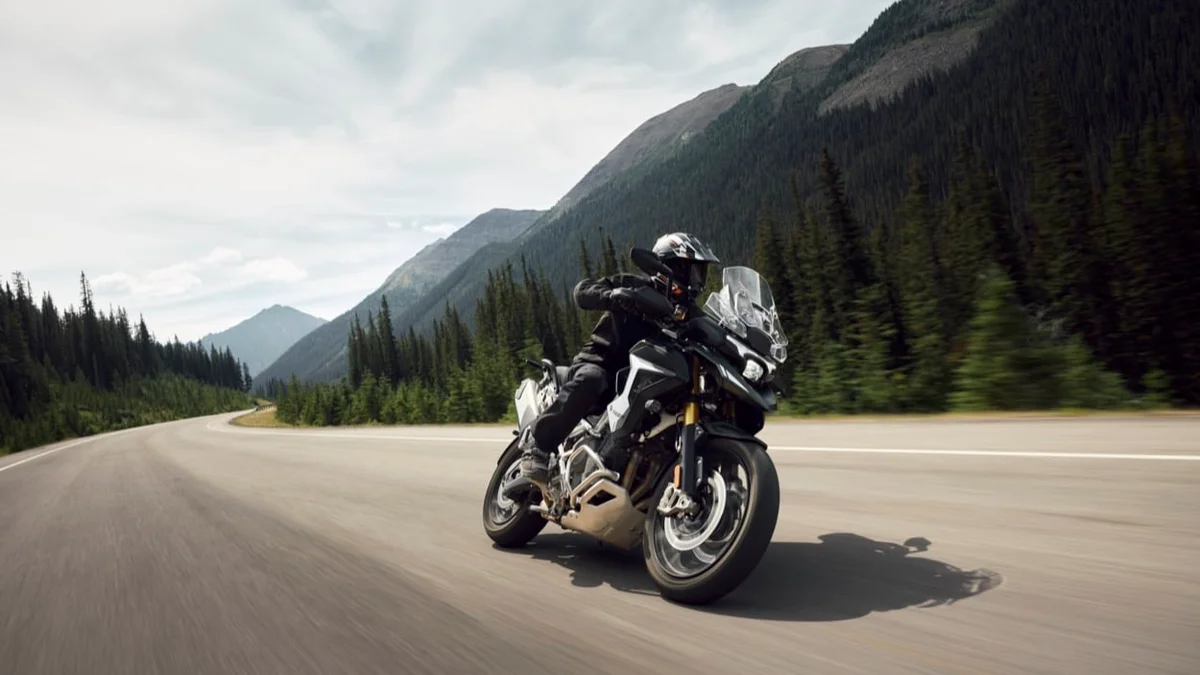 Triumph onthult 2027 Tiger 1200 met 158 pk en geavanceerde technologie
