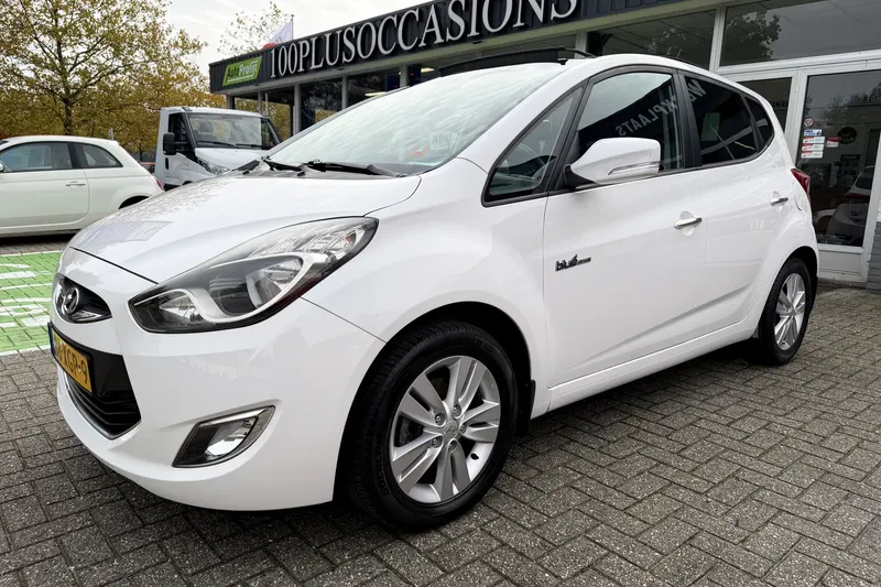 Hyundai ix20 (2012)