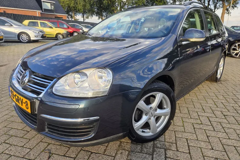 Volkswagen Golf (2008)