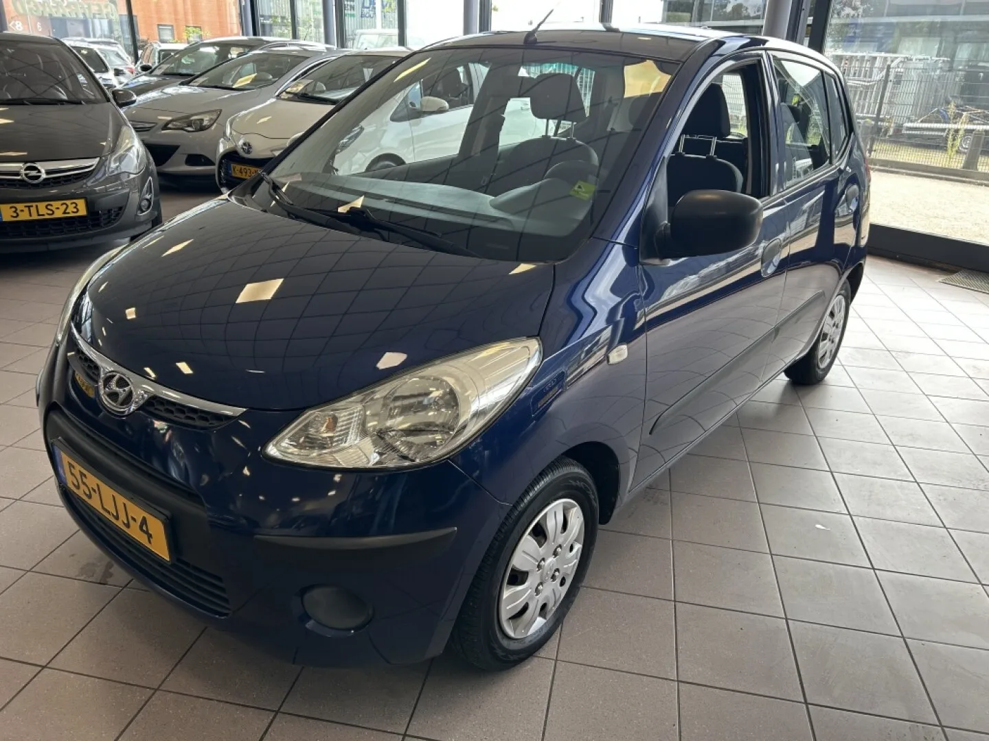 Hyundai i10 (2010) — foto 1
