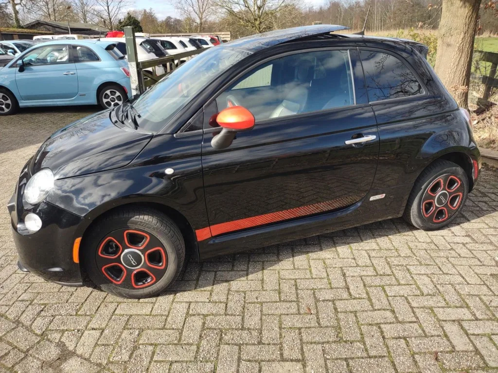 Fiat 500 (2015) — foto 1