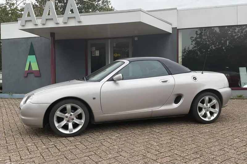 MG F (2001)
