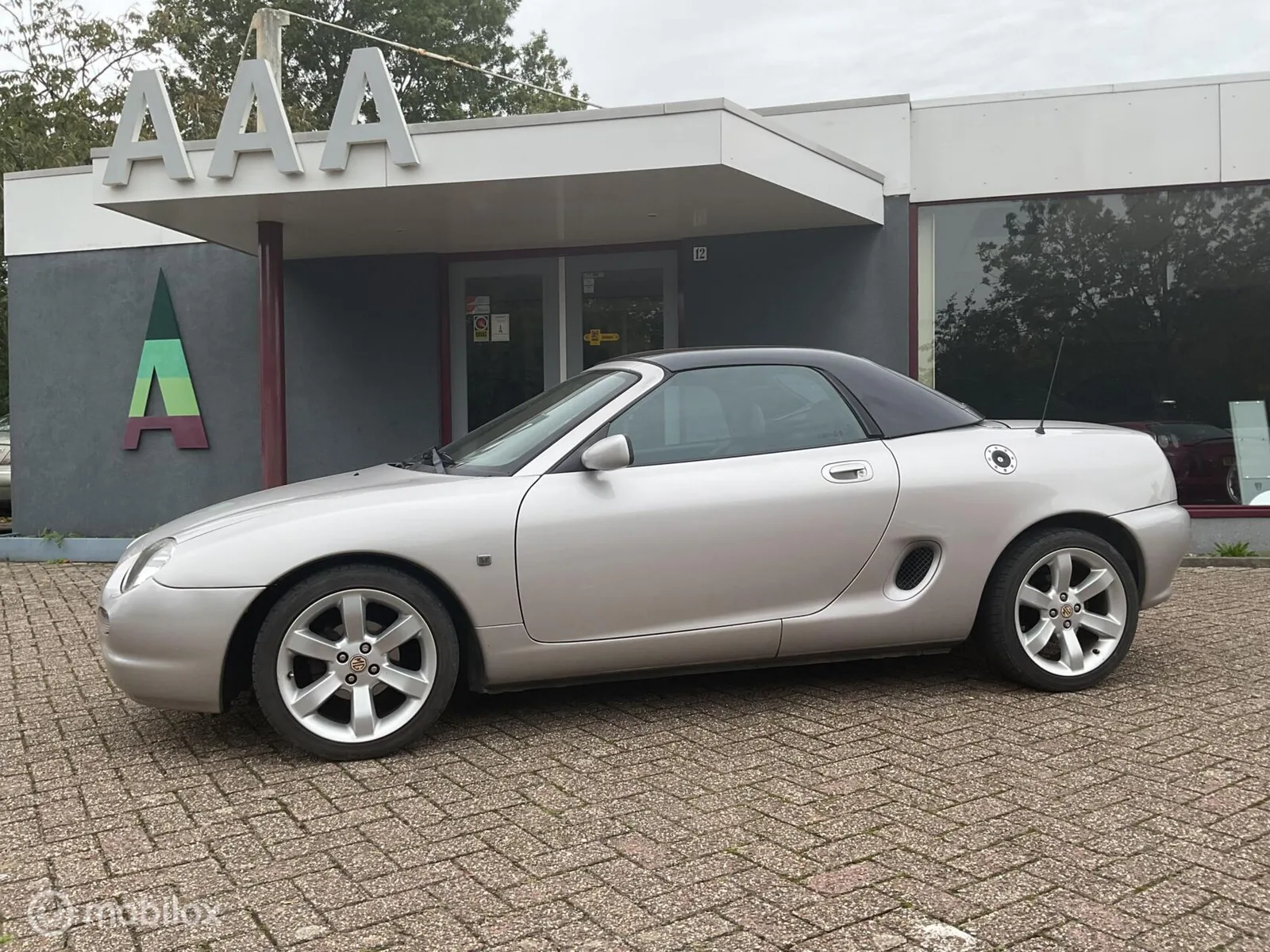 MG F (2001) — foto 1