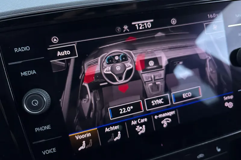 Volkswagen Passat (2023)