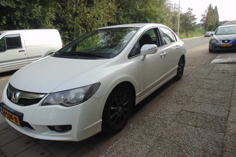 Honda Civic (2010)