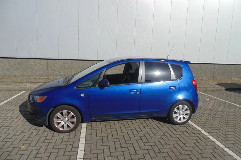 Mitsubishi Colt (2009)