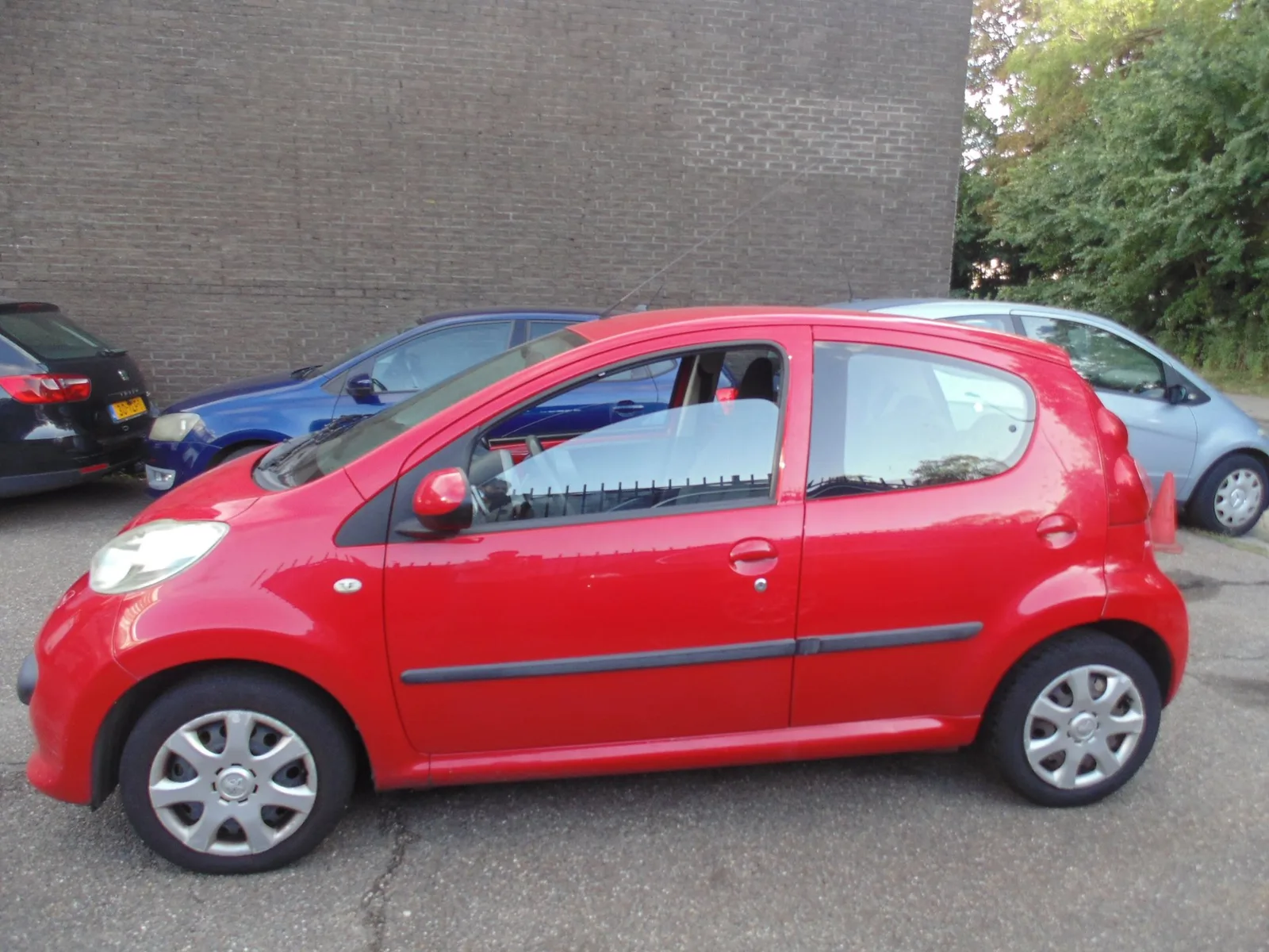 Peugeot 107 (2007) — foto 1