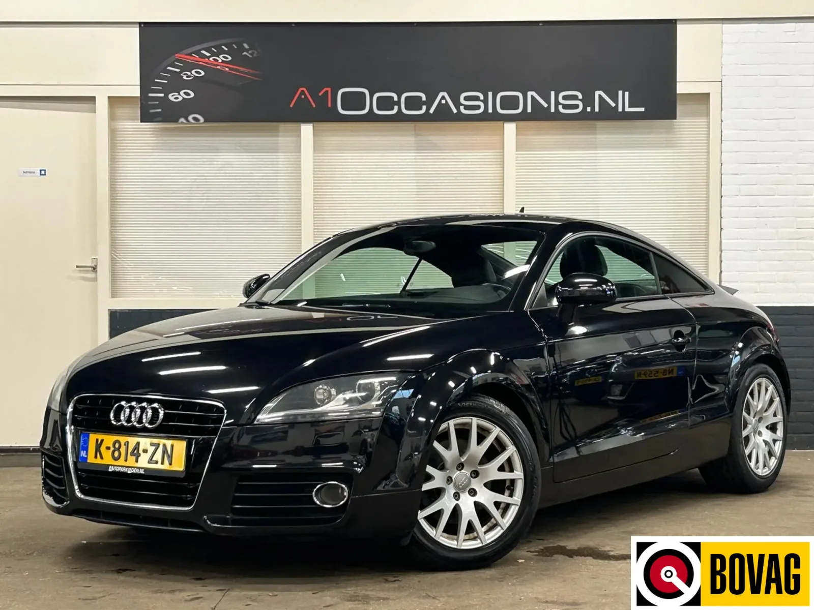 Audi TT (2011) — foto 1