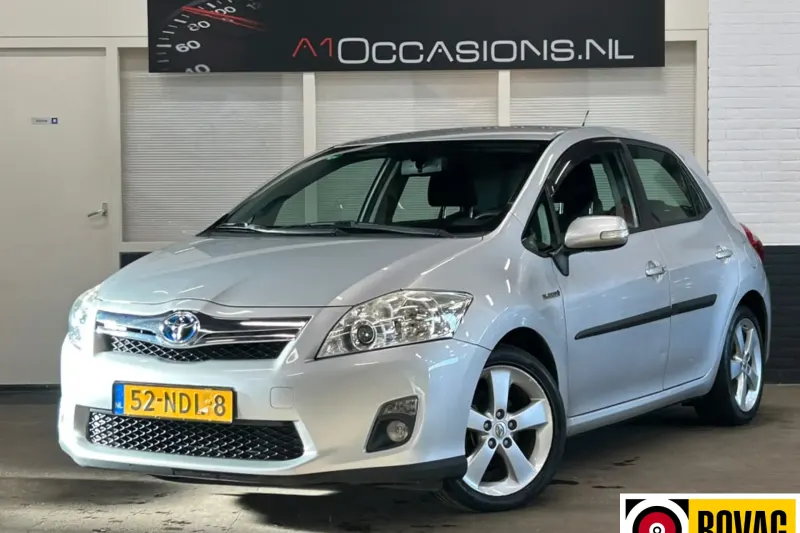 Toyota Auris (2010)