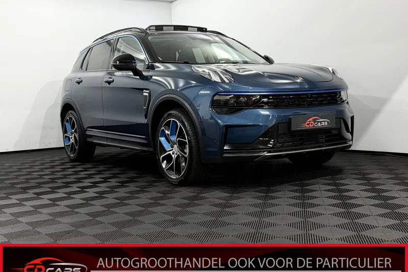 Lynk & Co 01 (2023)