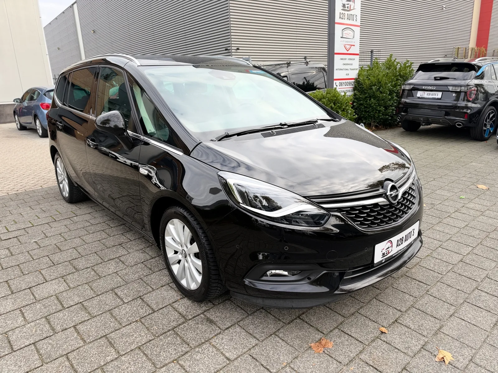 Opel Zafira (2018) — foto 1