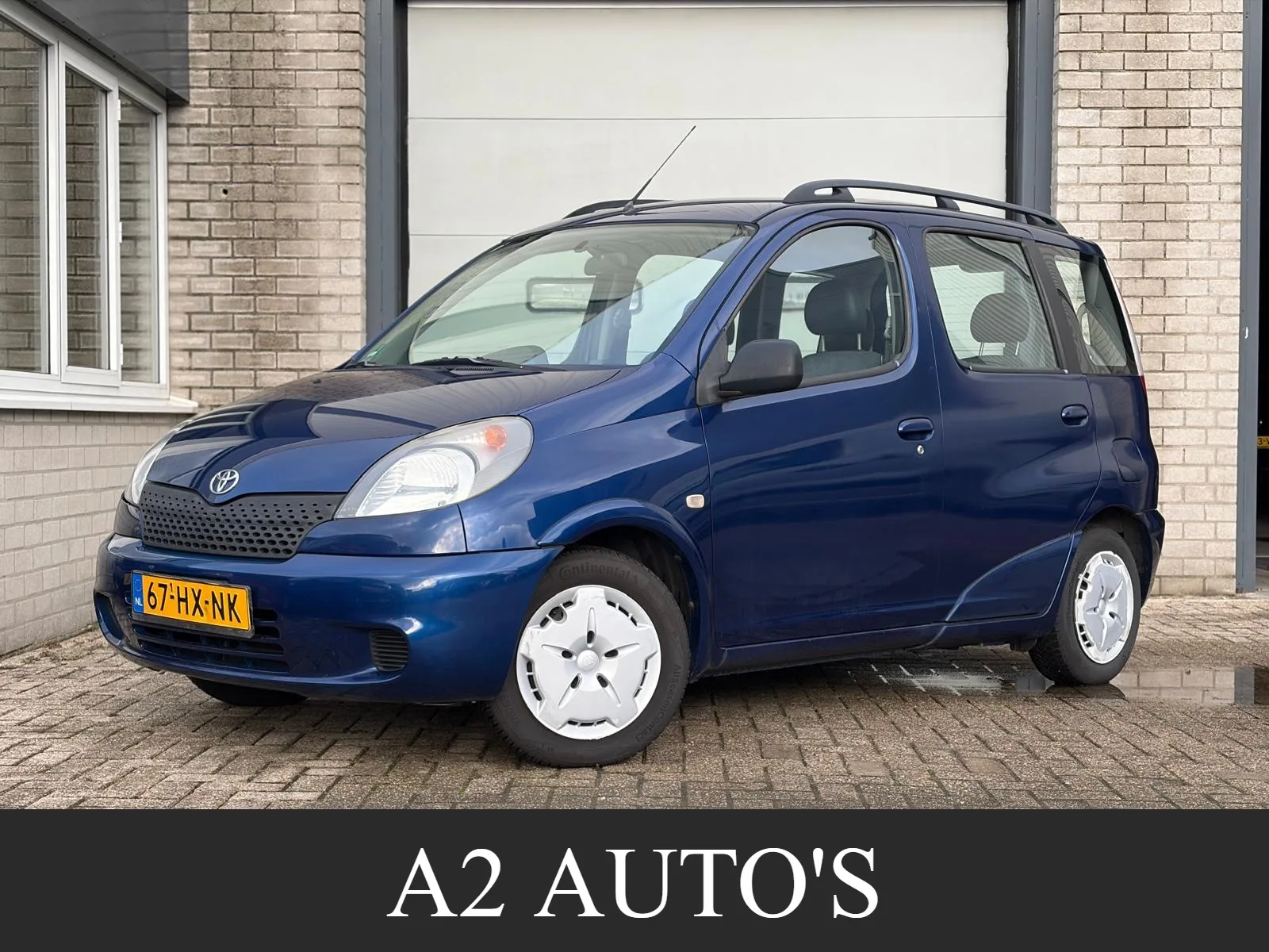Toyota Yaris Verso (2002) — foto 1