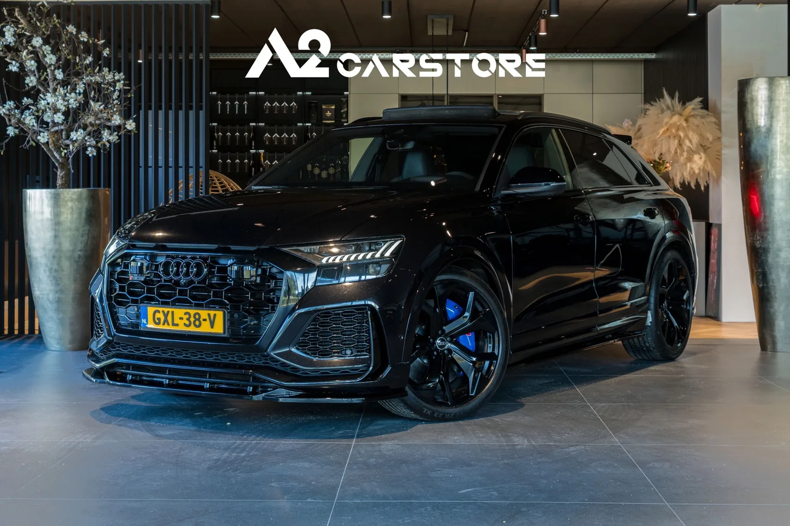 Audi RS Q8 (2021) — foto 1