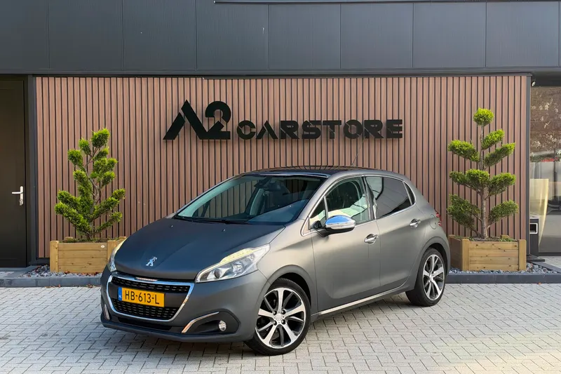 Peugeot 208 (2015)