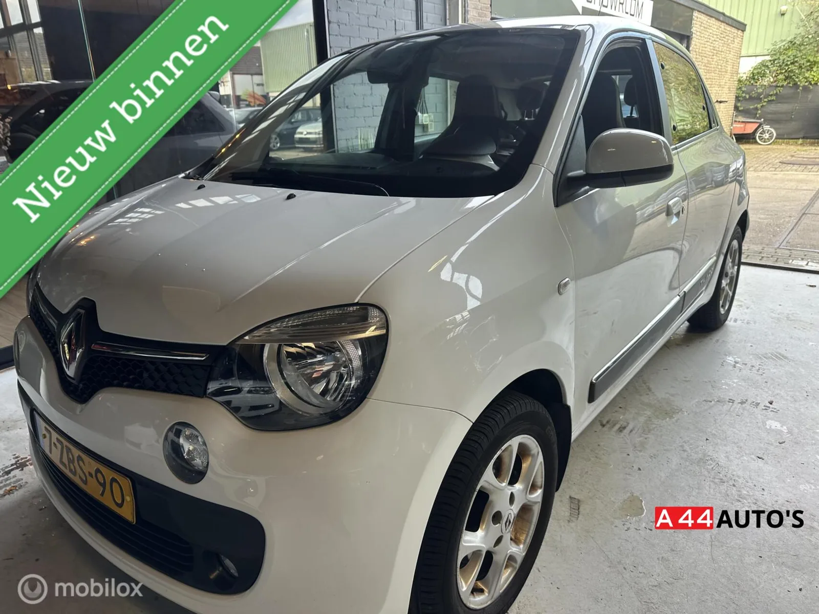 Renault Twingo (2015) — foto 1