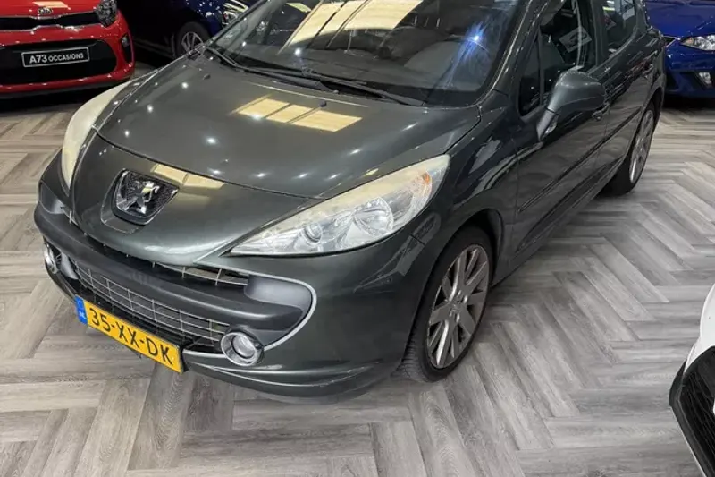 Peugeot 207 (2007)