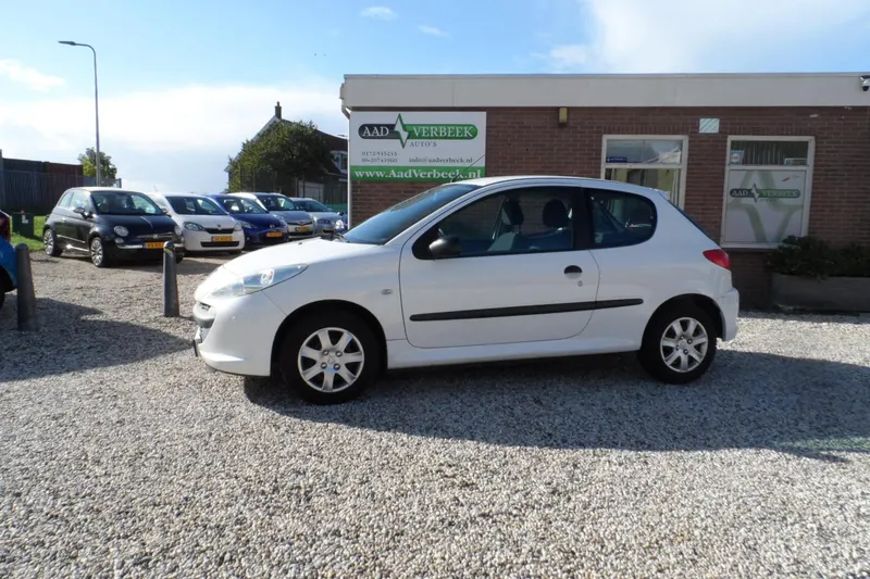 Peugeot 206 (2011)