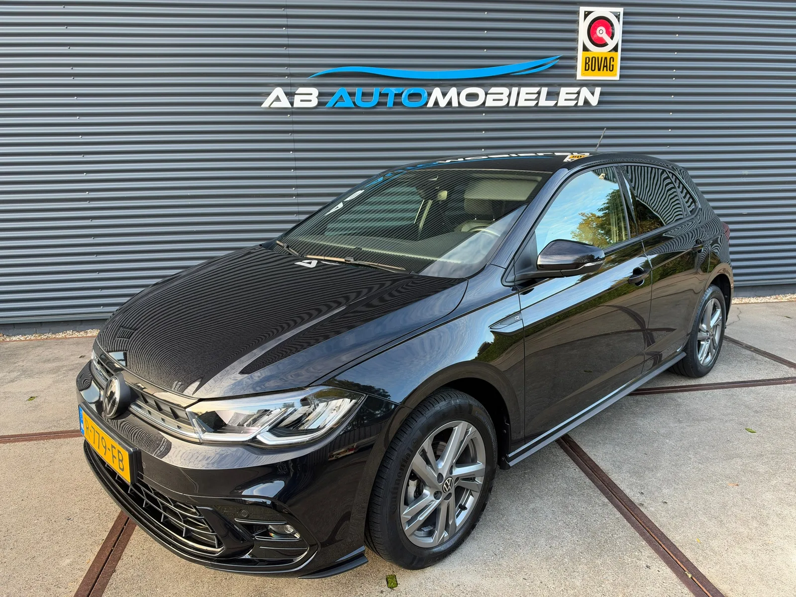 Volkswagen Polo (2022) — foto 1