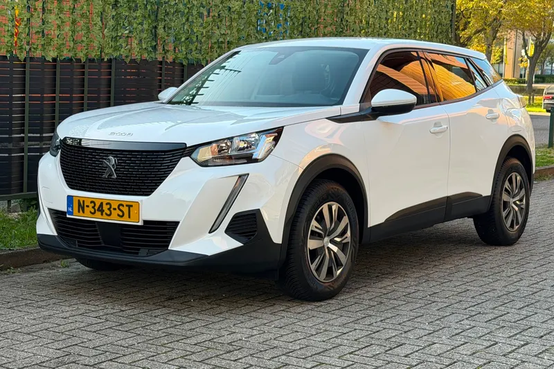 Peugeot 2008 (2021)