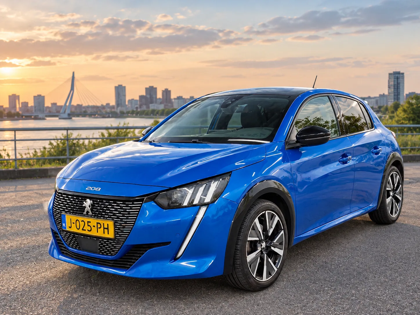 Peugeot 208 (2020) — foto 1