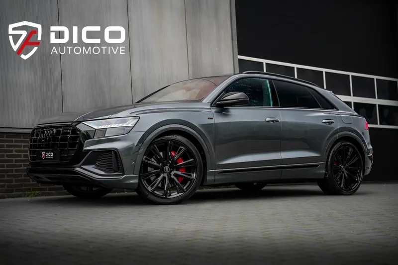Audi Q8 (2023)