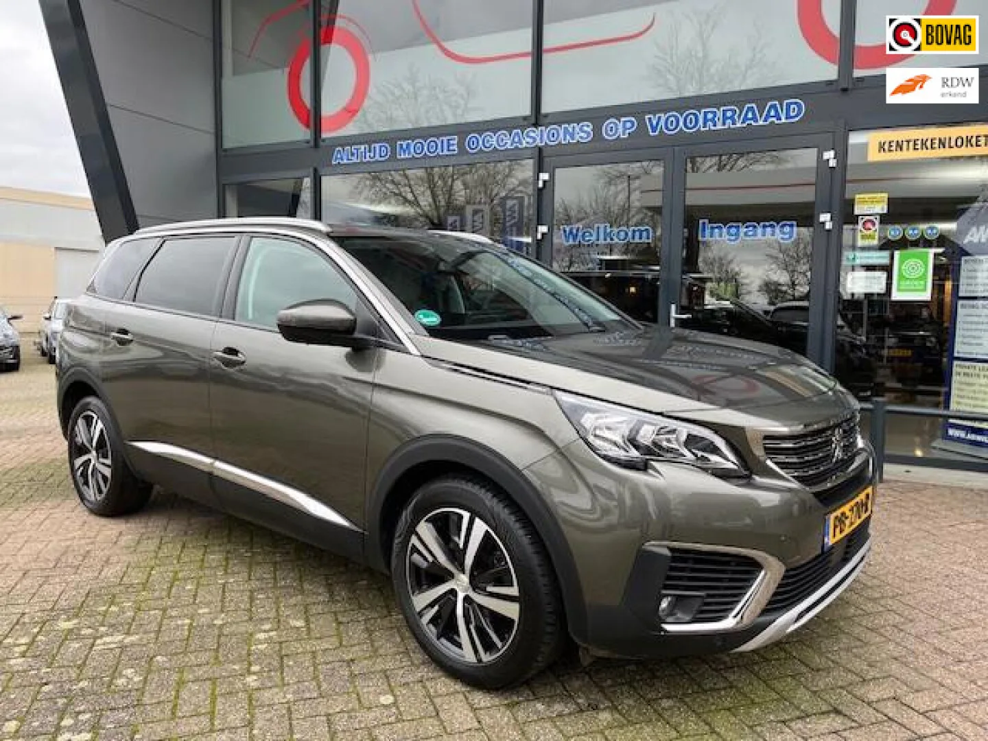 Peugeot 5008 (2017) — foto 1