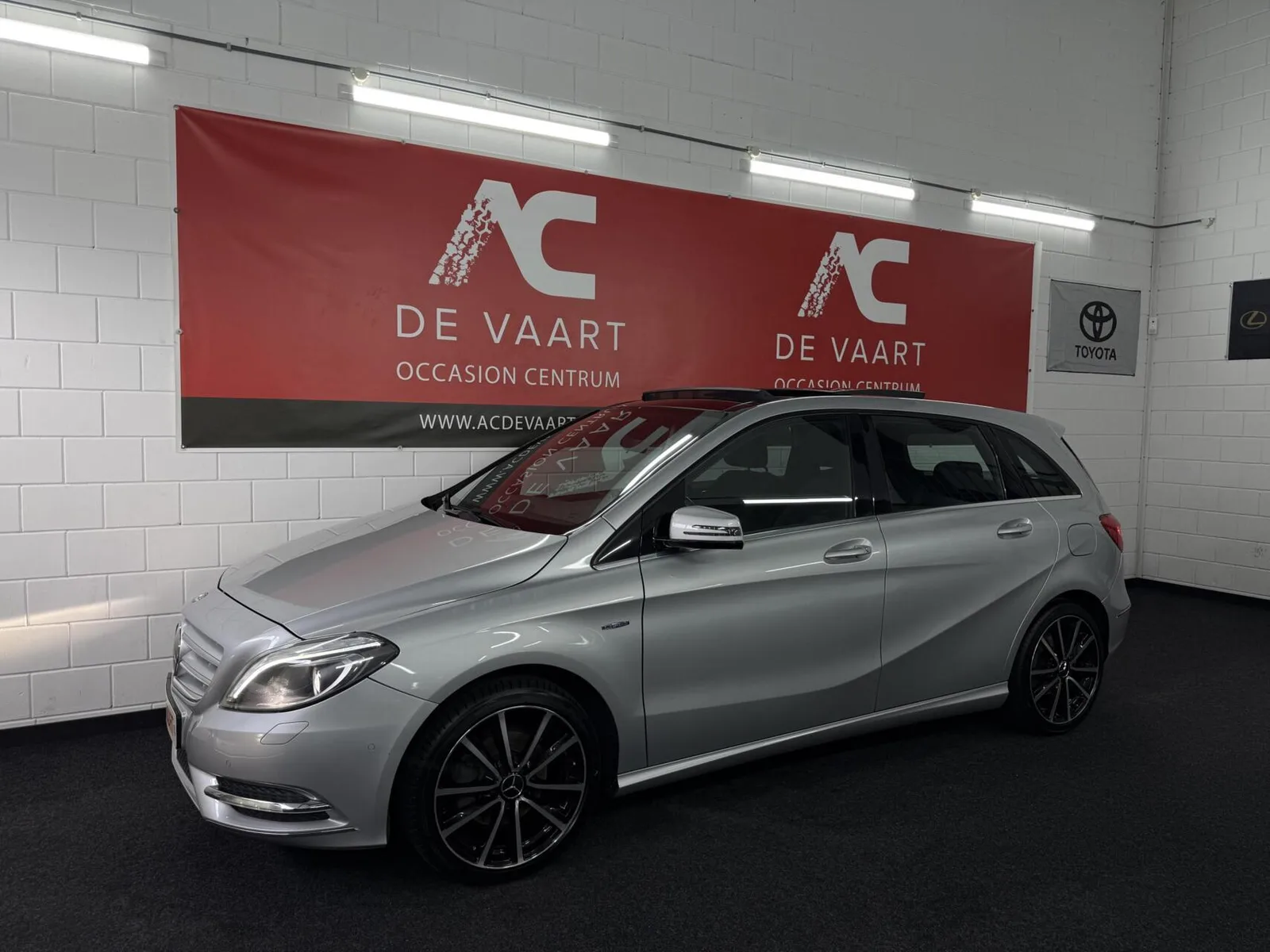 Mercedes-Benz B-Klasse (2012) — foto 1