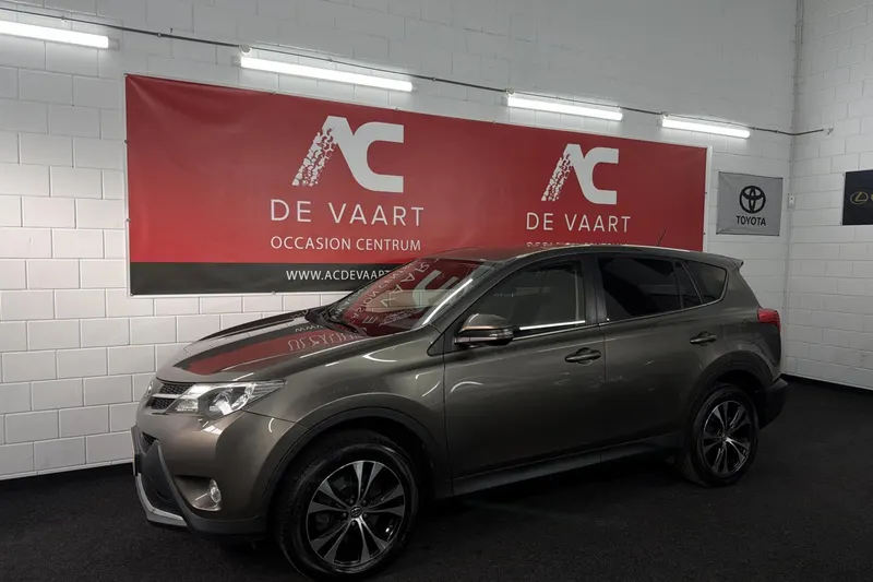 Toyota RAV4 (2014)