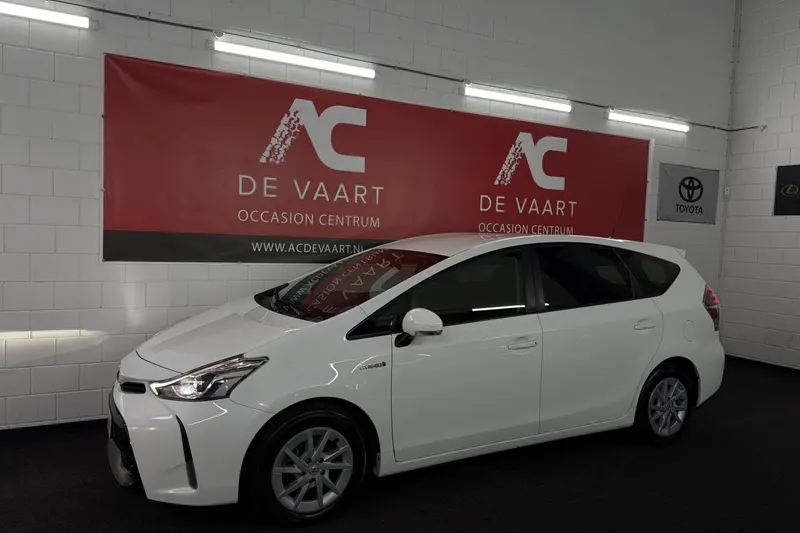 Toyota Prius (2016)