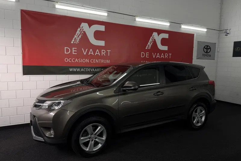 Toyota RAV4 (2014)