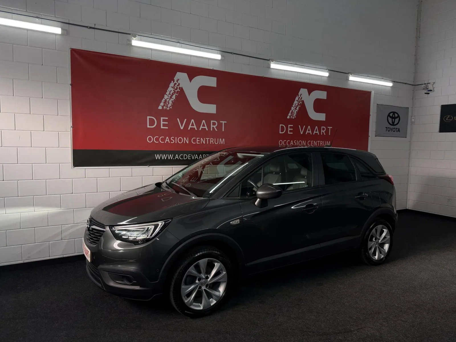 Opel Crossland (2017) — foto 1