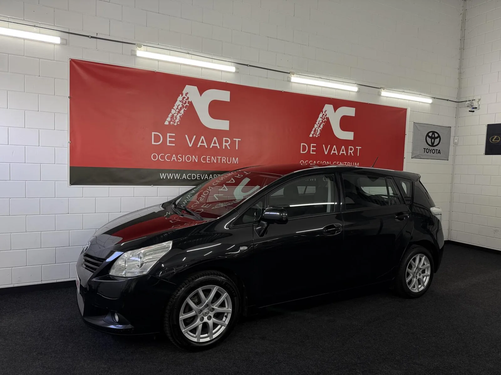 Toyota Verso (2012) — foto 1