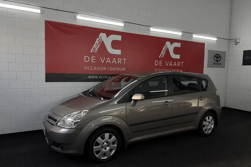 Toyota Verso (2006)