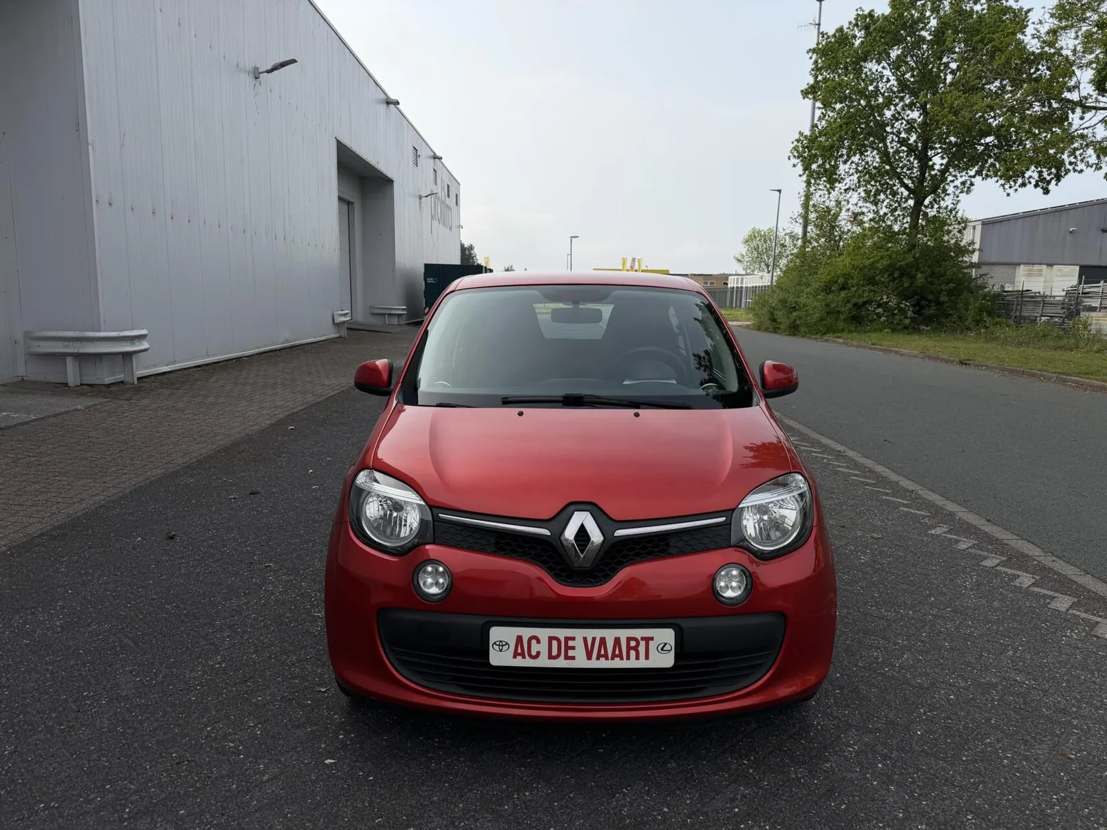 Renault Twingo (2014) — foto 1
