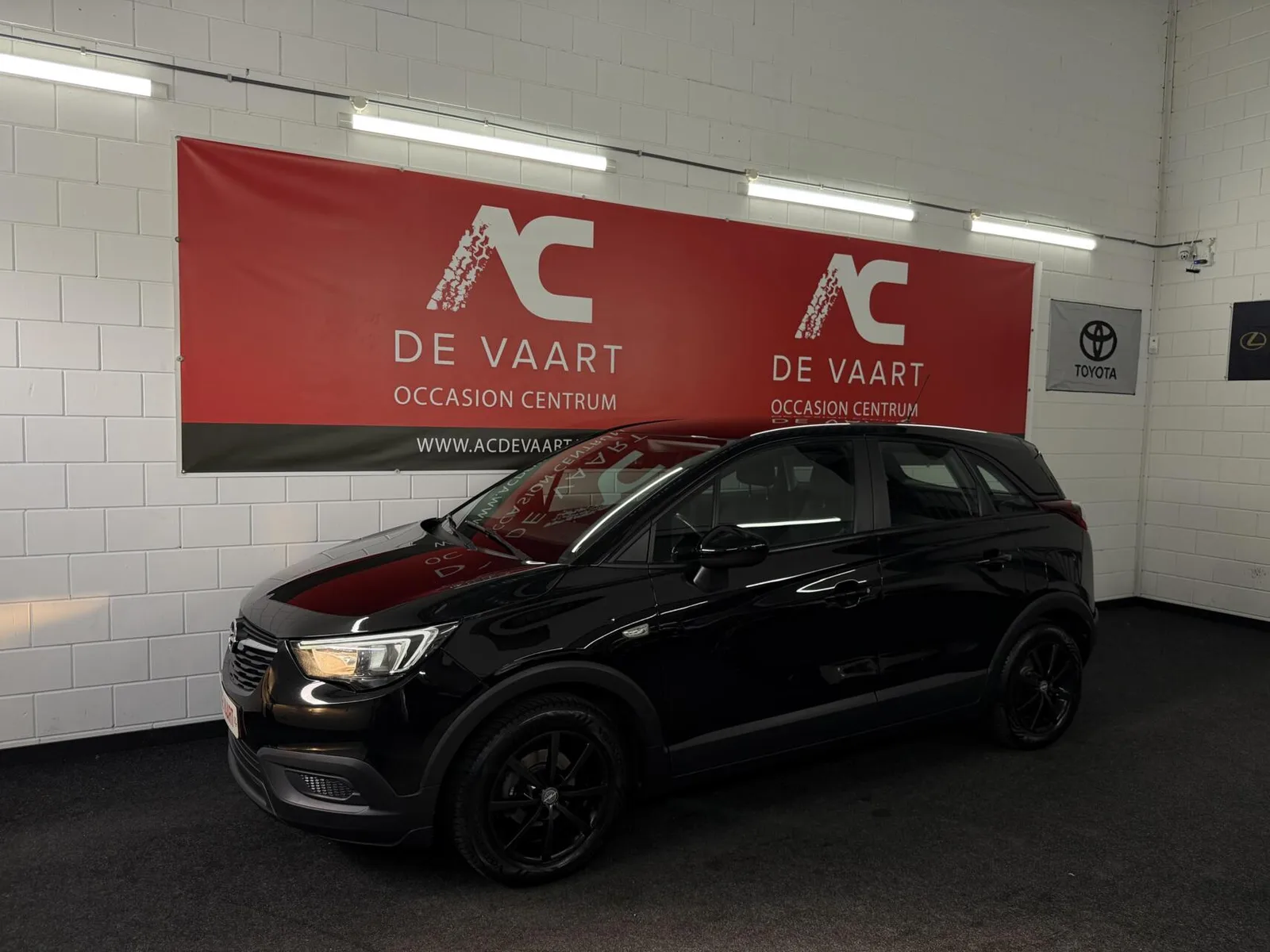 Opel Crossland (2019) — foto 1