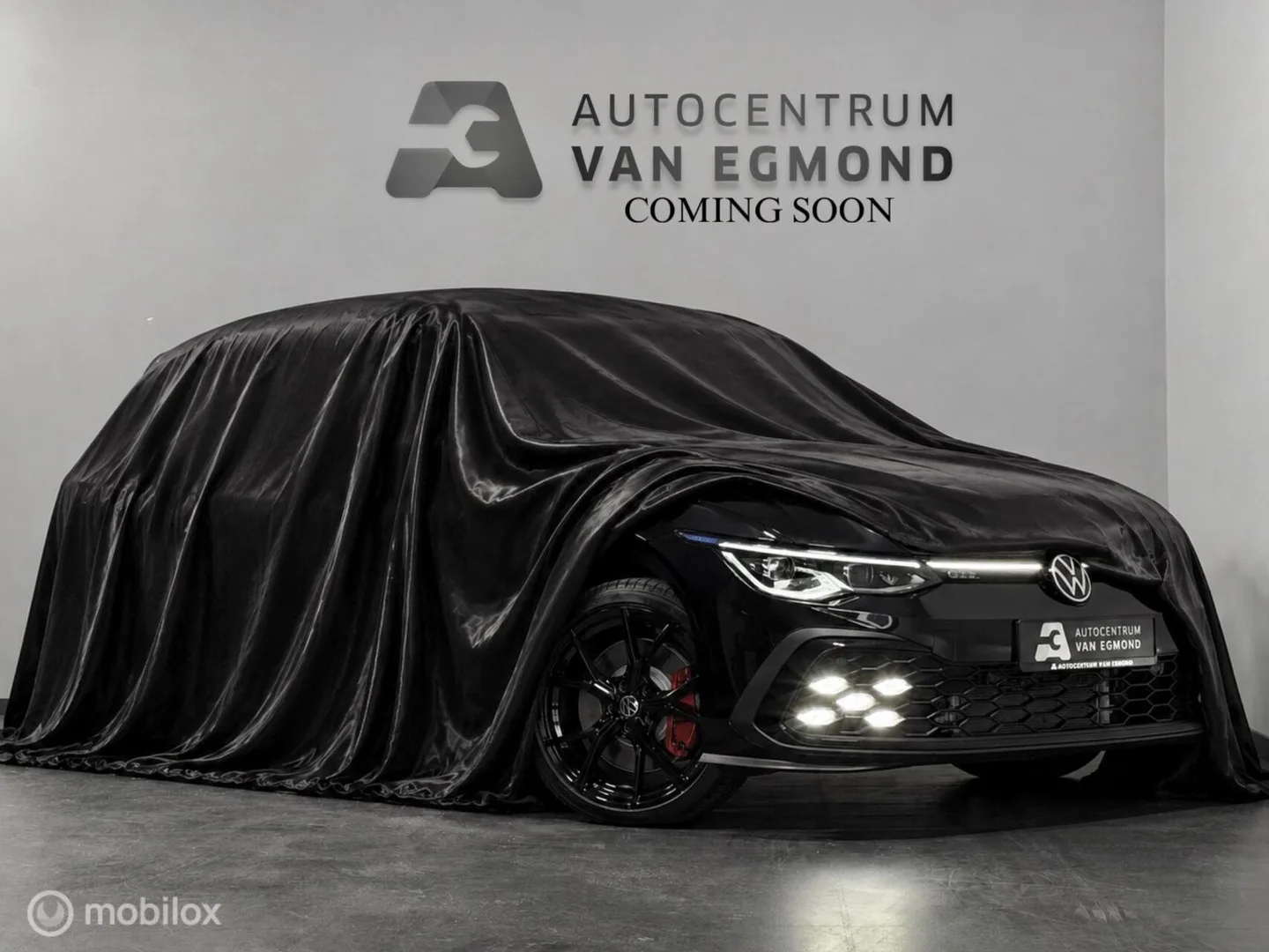 Volkswagen Golf (2022) — foto 1