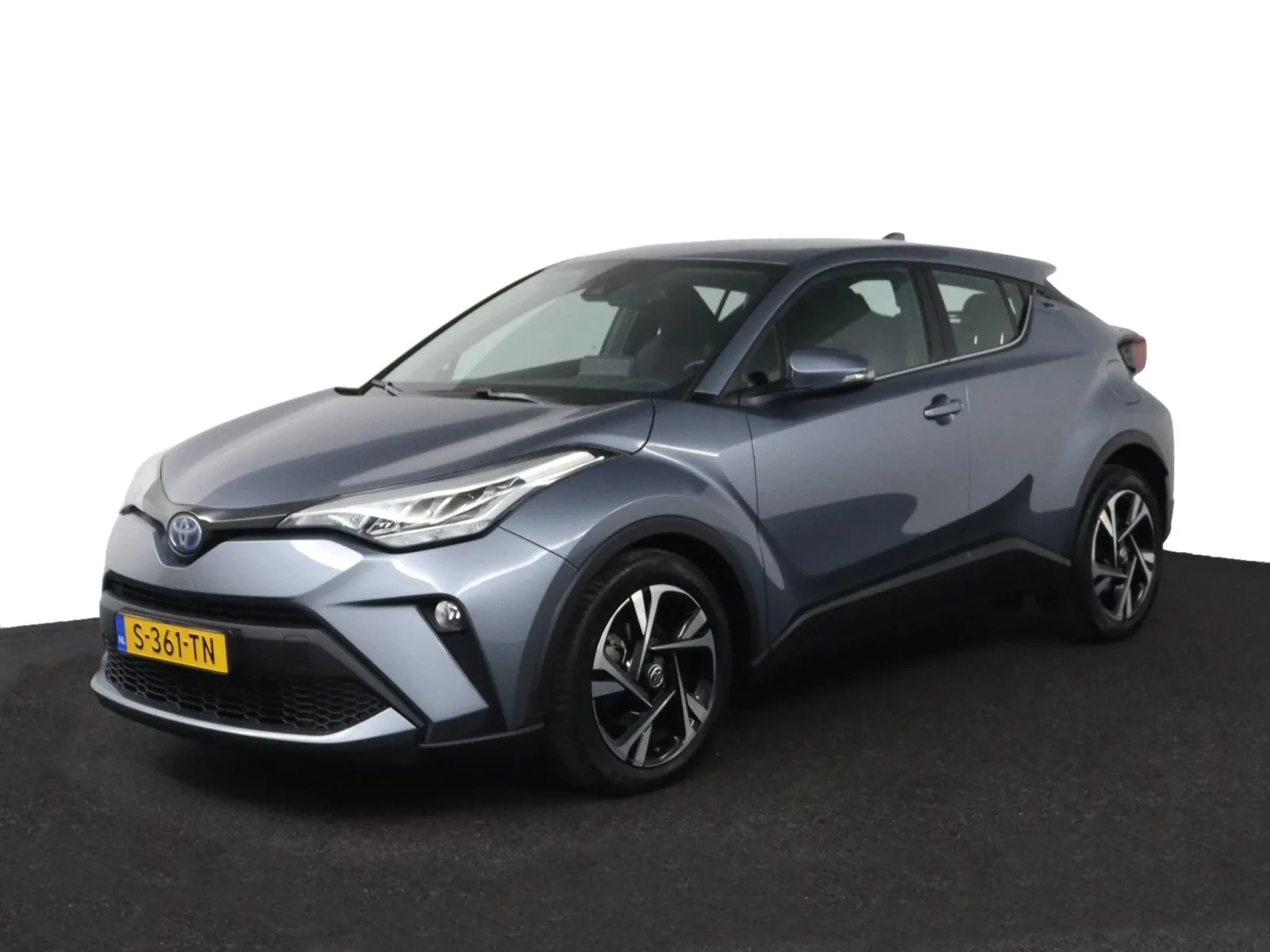 Toyota C-HR (2023) — foto 1