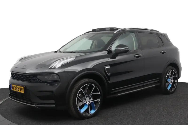 Lynk & Co 01 (2021)