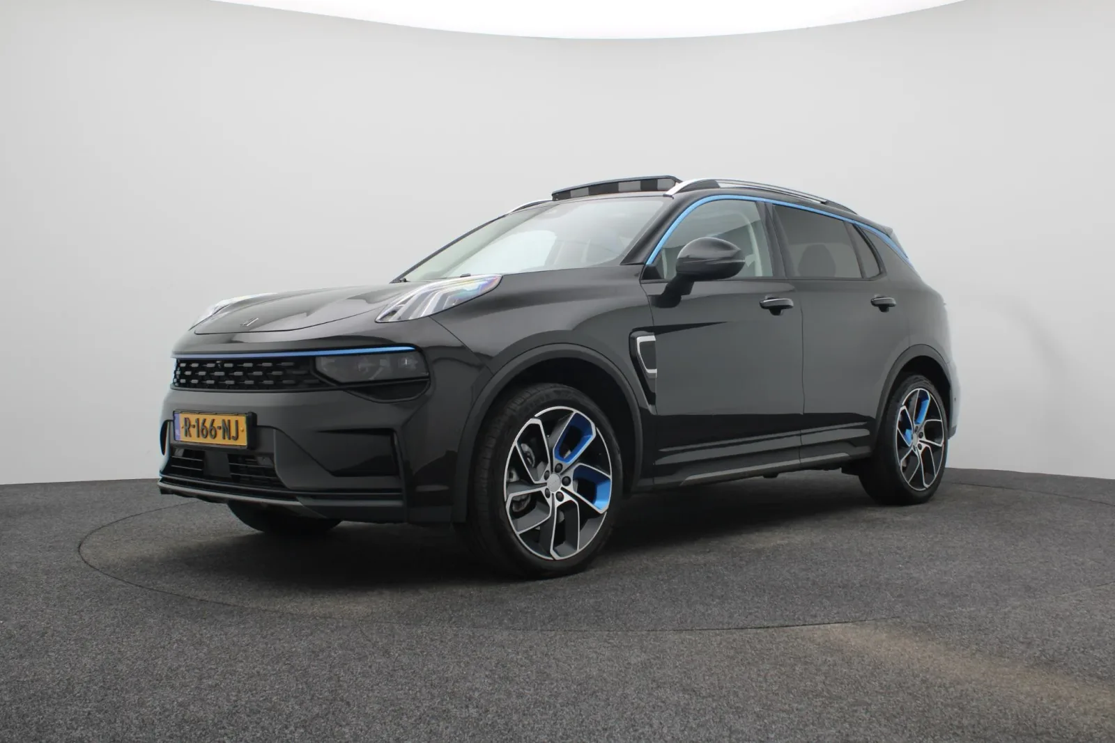 Lynk & Co 01 (2022) — foto 1