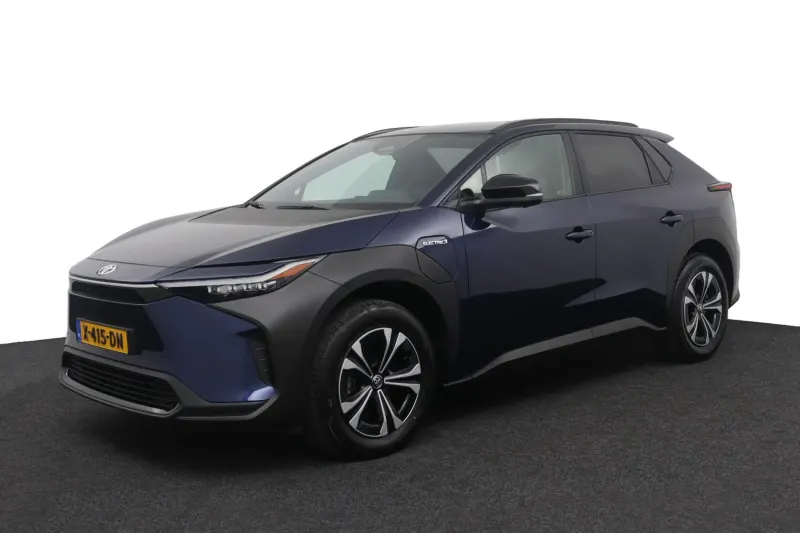 Toyota bZ4X (2023)