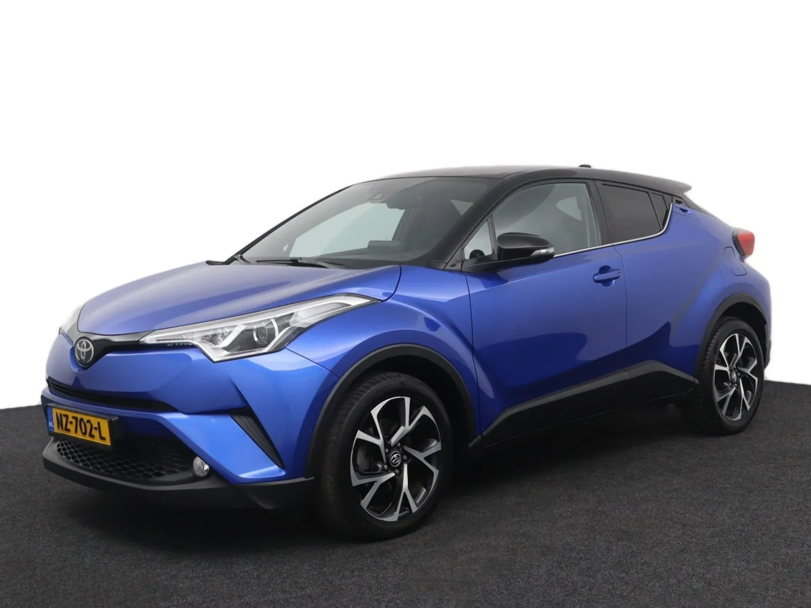 Toyota C-HR (2017) — foto 1