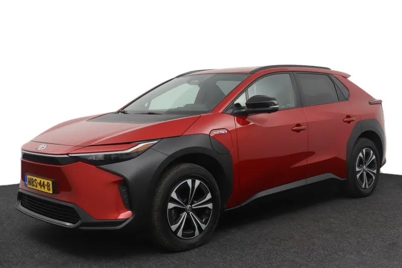 Toyota bZ4X (2023)