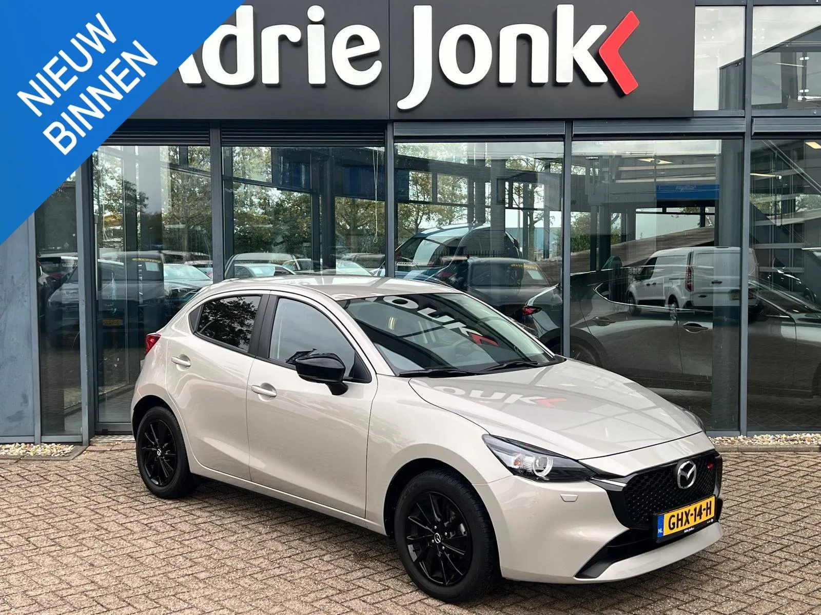 Mazda 2 (2024) — foto 1