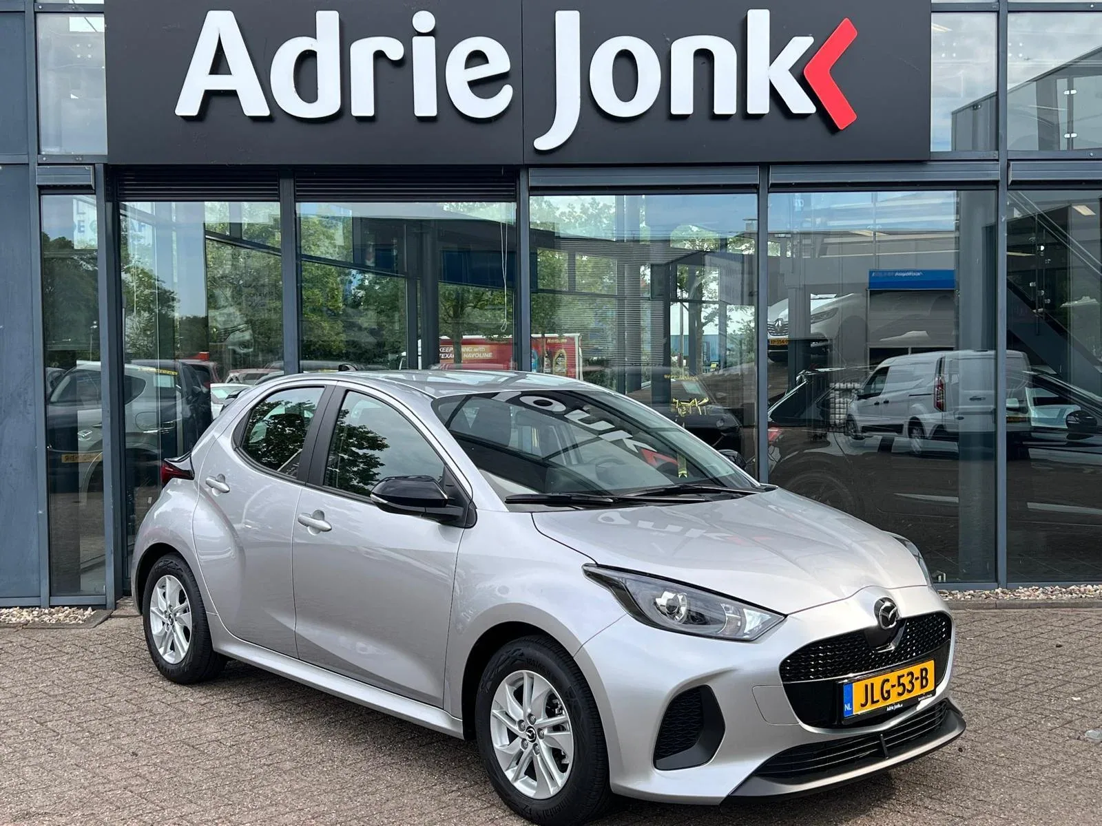 Mazda 2 Hybrid (2025) — foto 1