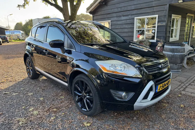Ford Kuga (2011)