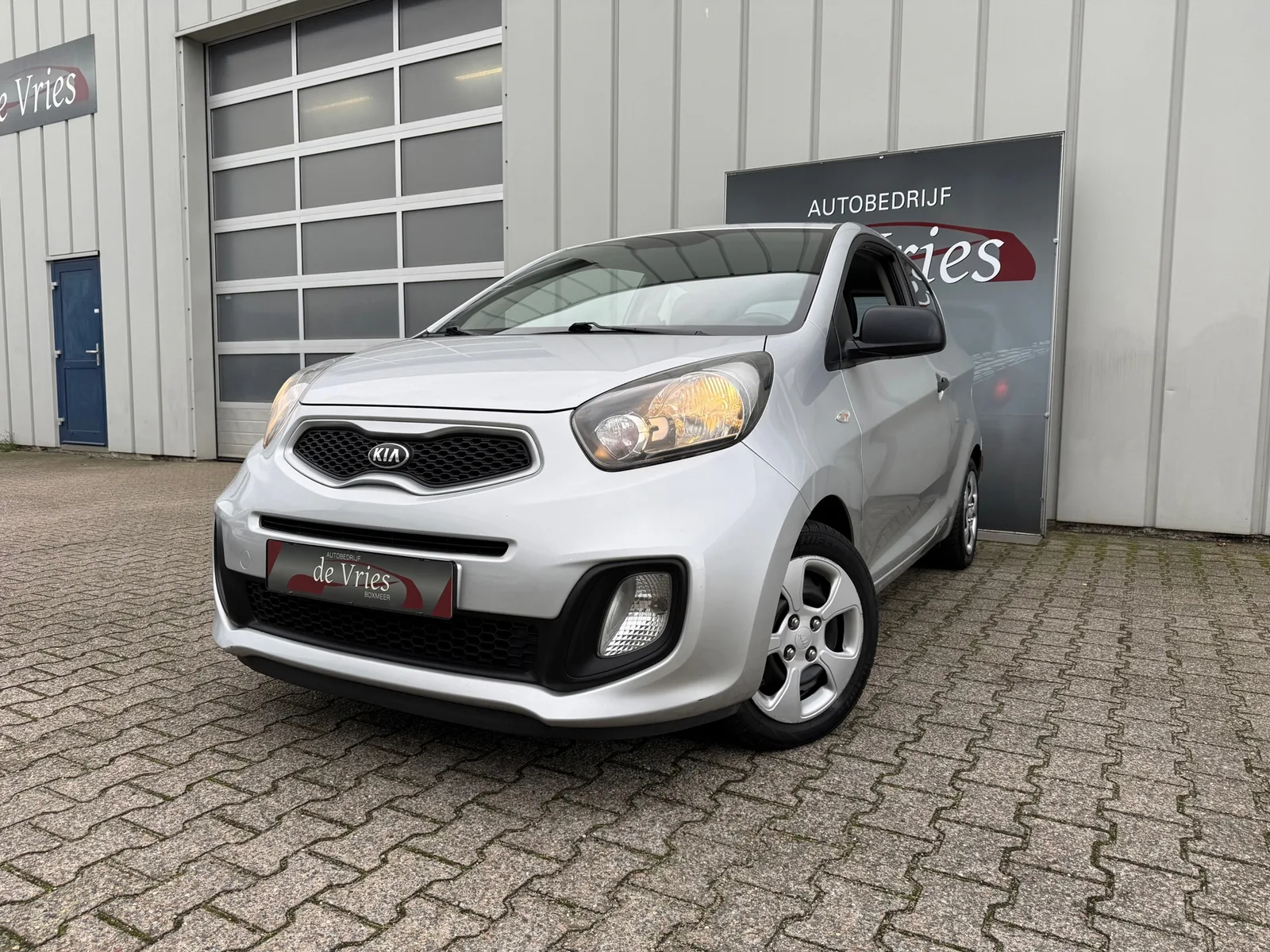 Kia Picanto (2013) — foto 1