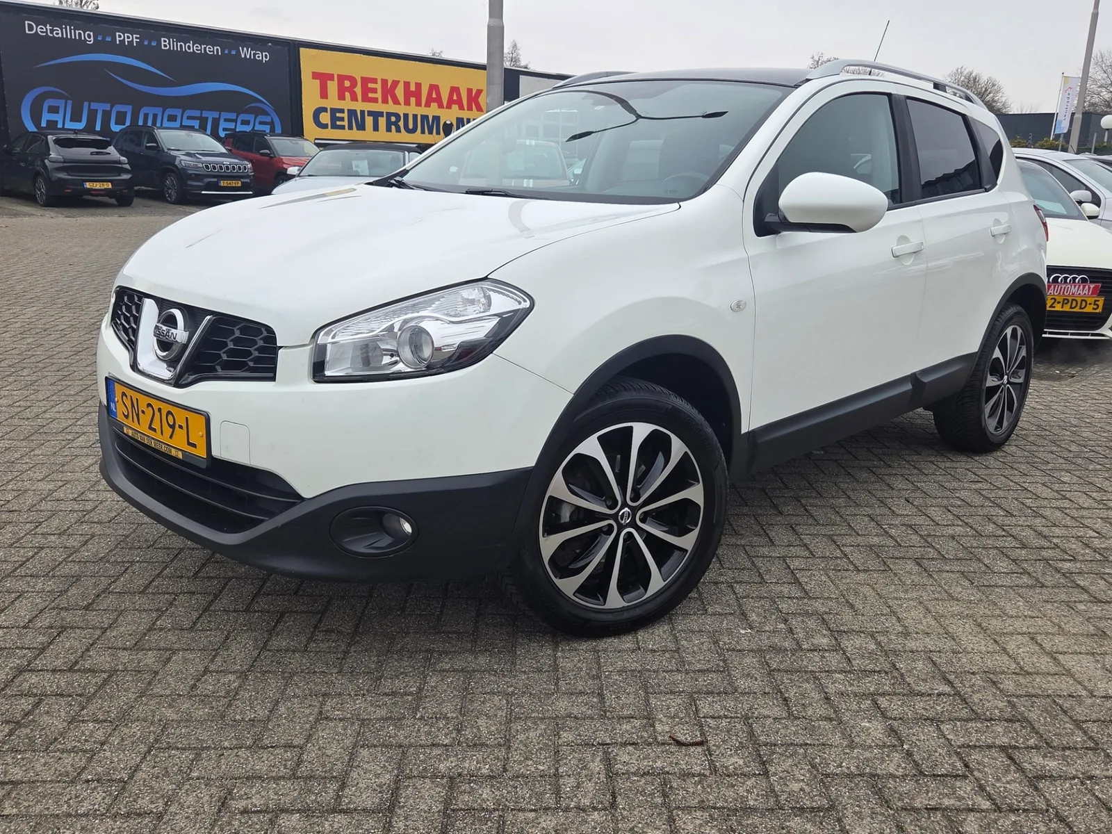 Nissan Qashqai (2012) — foto 1