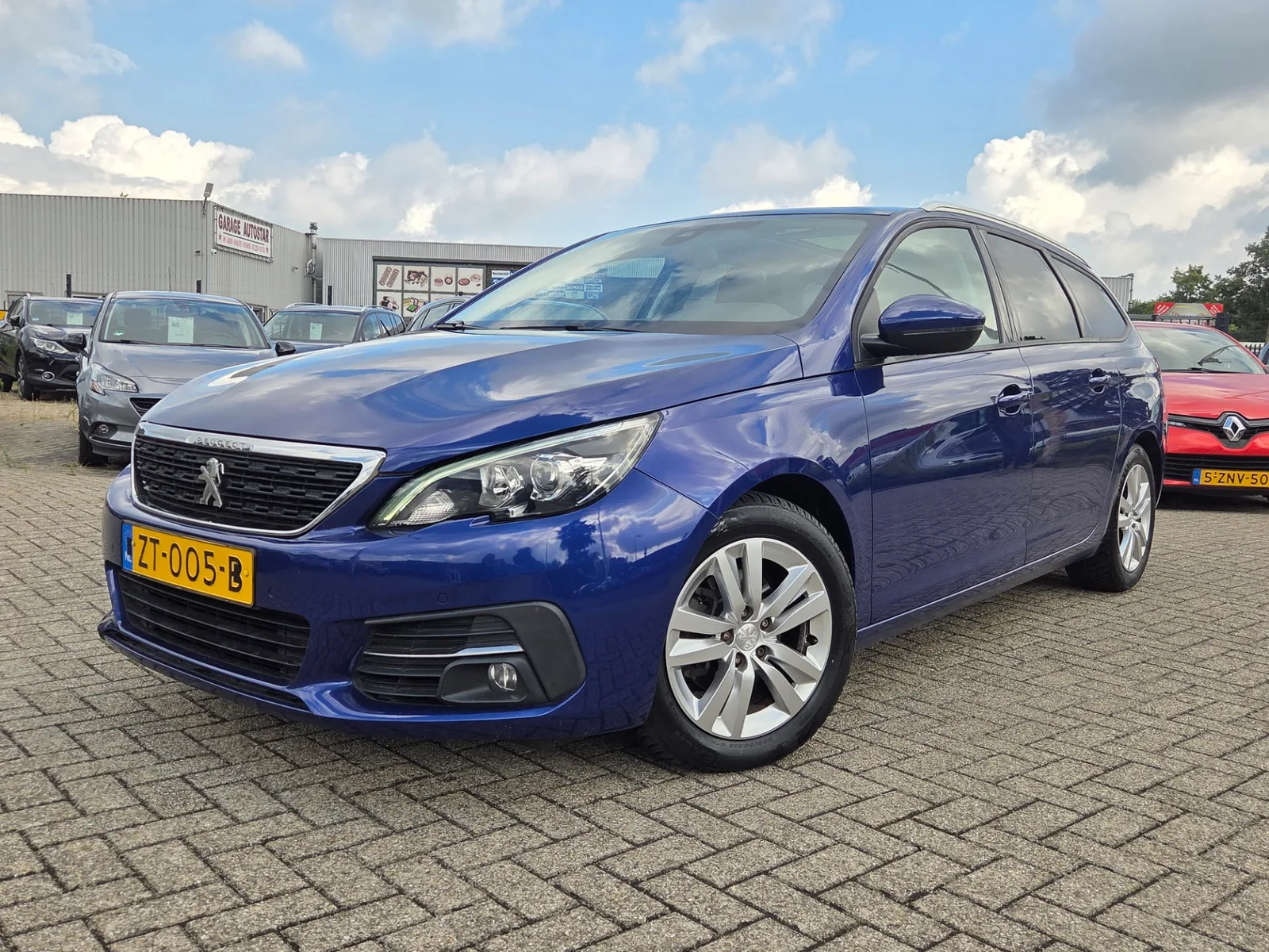 Peugeot 308 (2019) — foto 1