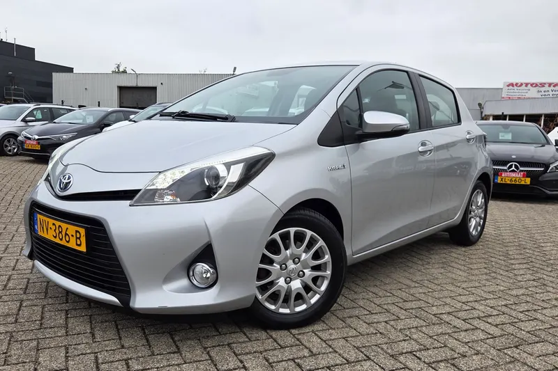 Toyota Yaris (2013)