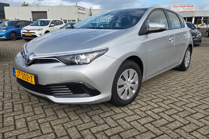 Toyota Auris (2016)